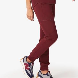 Figs burgundy Zamora joggers